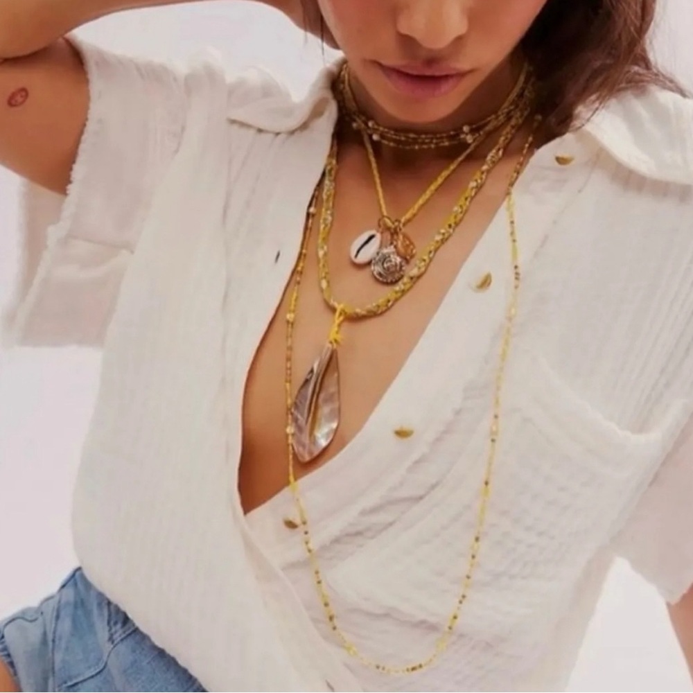 FREE PEOPLE x Ariana Ost The Era Strand Necklace